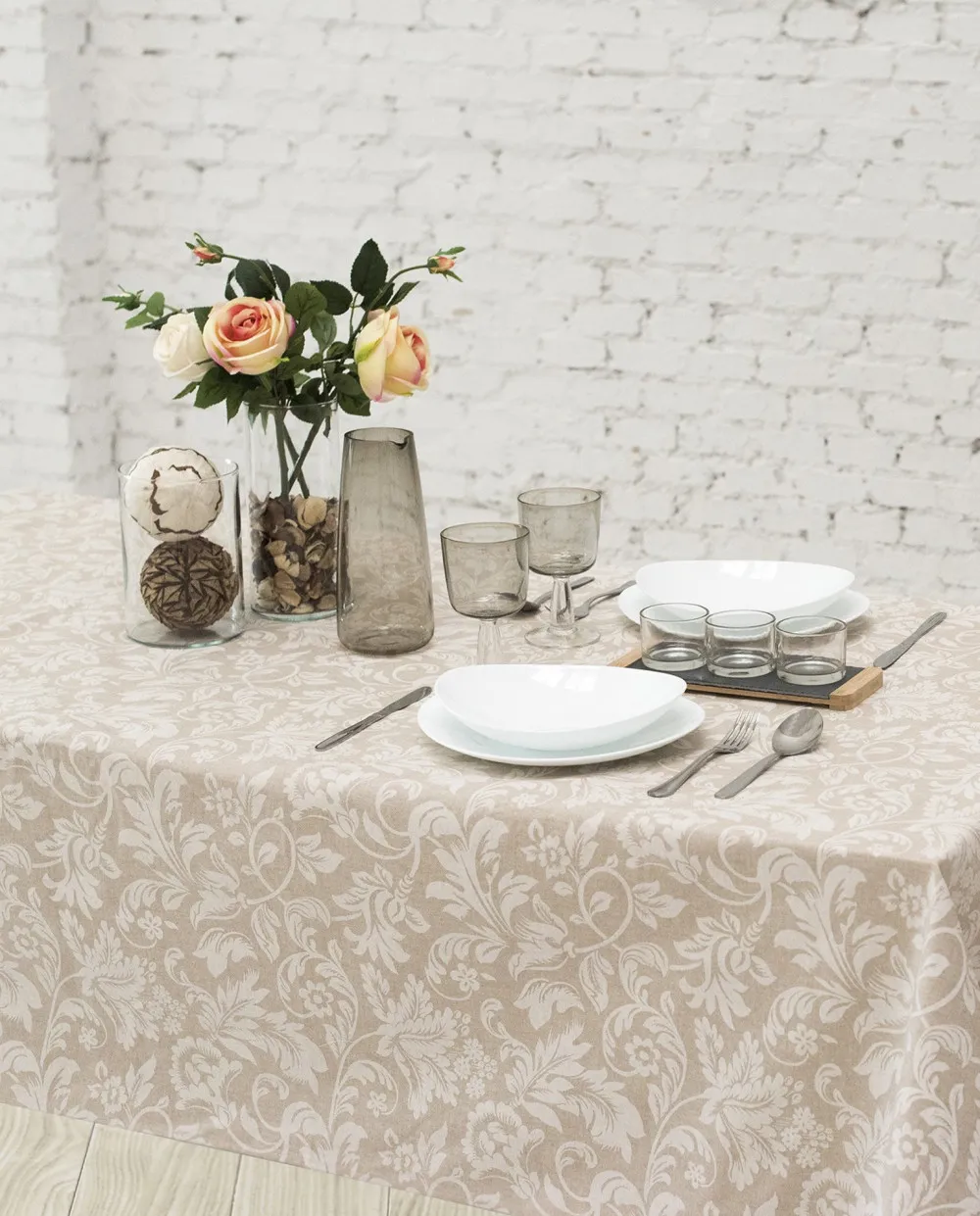 Скатерть Atenas VERSALLES beige