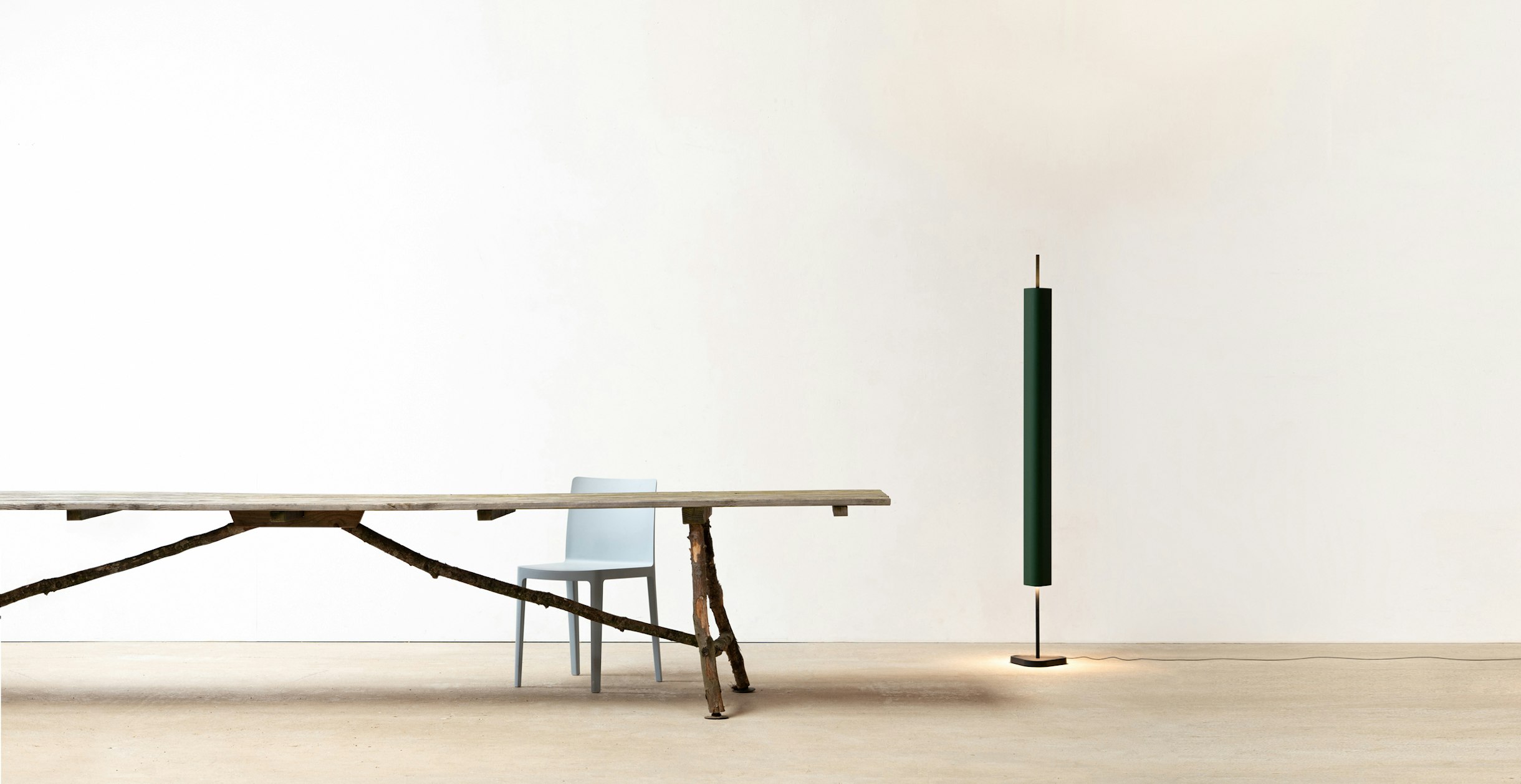 Офисный светильник от FLOS.