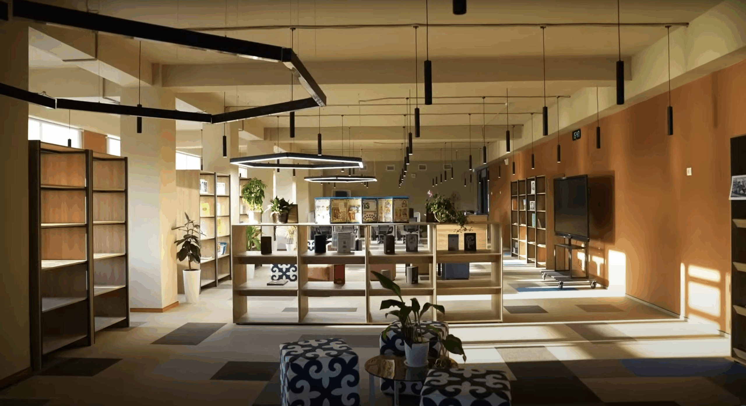 Проект «Комфортная школа»: обзор Бейбита Алибекова о том, как в Казахстане строят образовательную инфраструктуру будущего