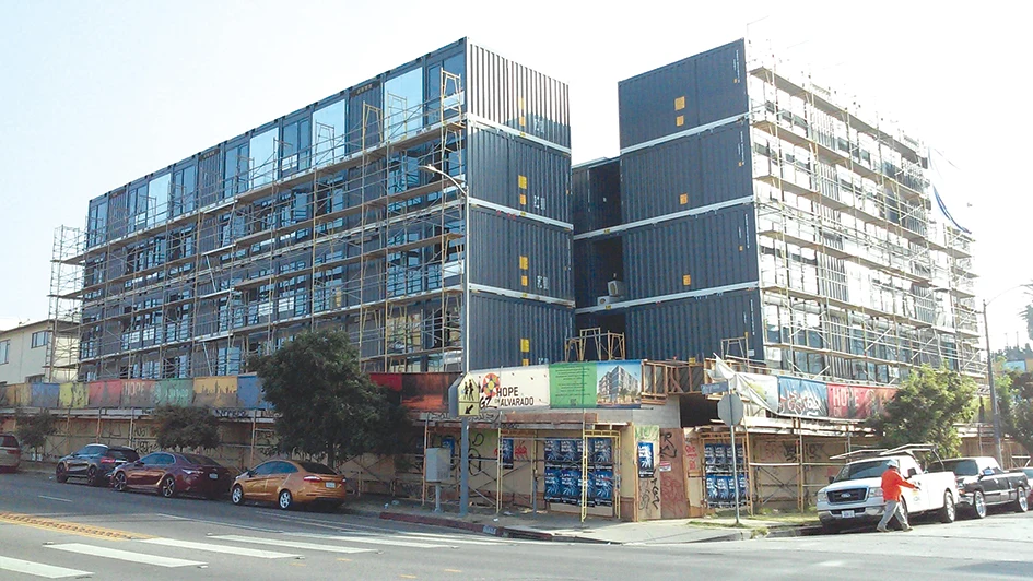 В процессе строительства. Готовый результат обещает быть ничуть не хуже рендера. – сайт ktgy.com