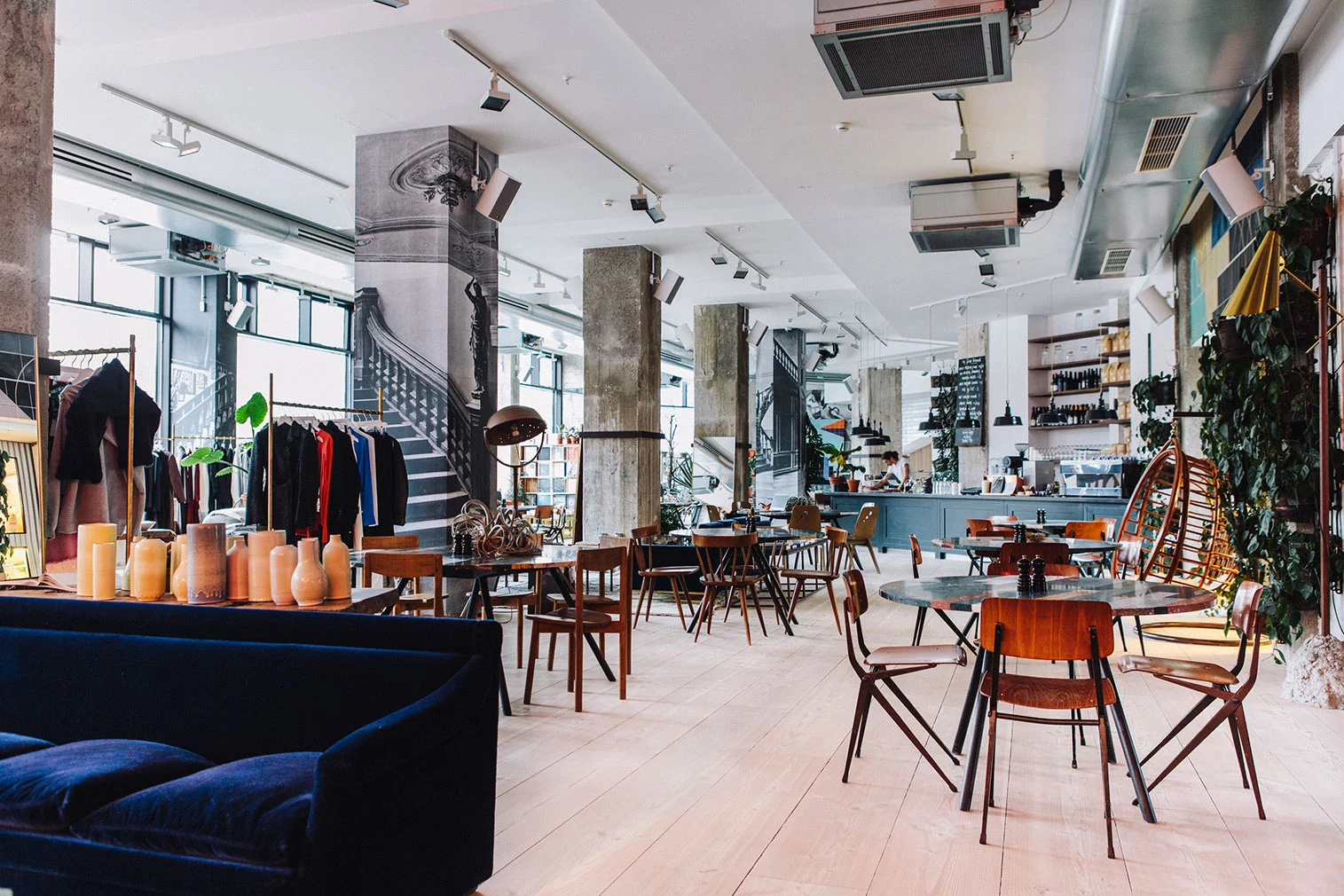 Магазины должны научиться думать, как Facebook