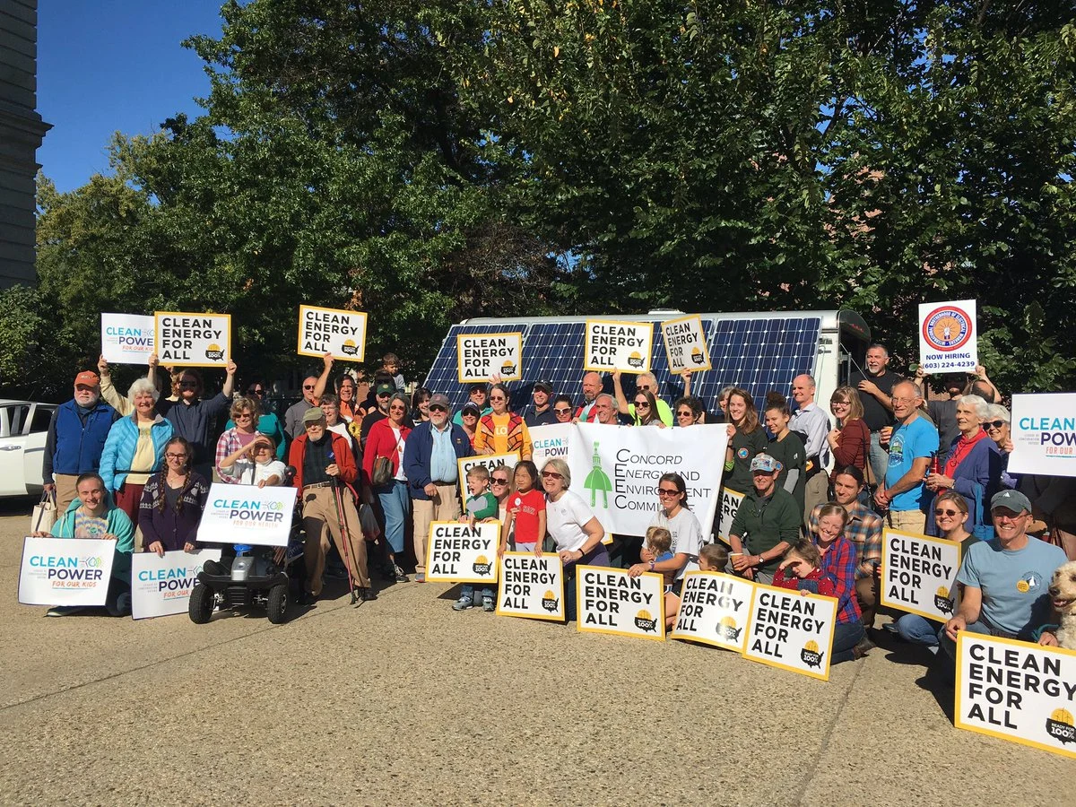 Акция в поддержку кампании # ReadyFor100 в Конкорде.