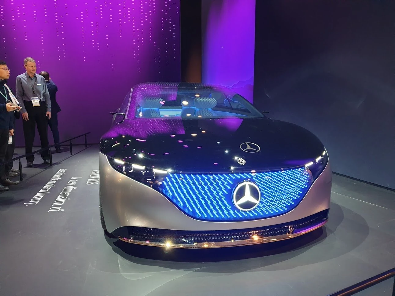 Как правильно описать выставку CES 2020 в Лас Вегасе?