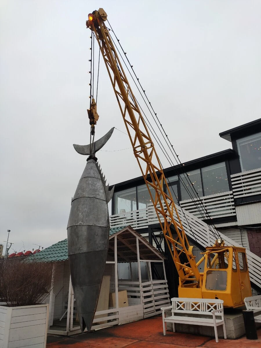 Попадая на территорию “Красного Октября”, посетители сразу чувствуют творческий дух местных арендаторов.