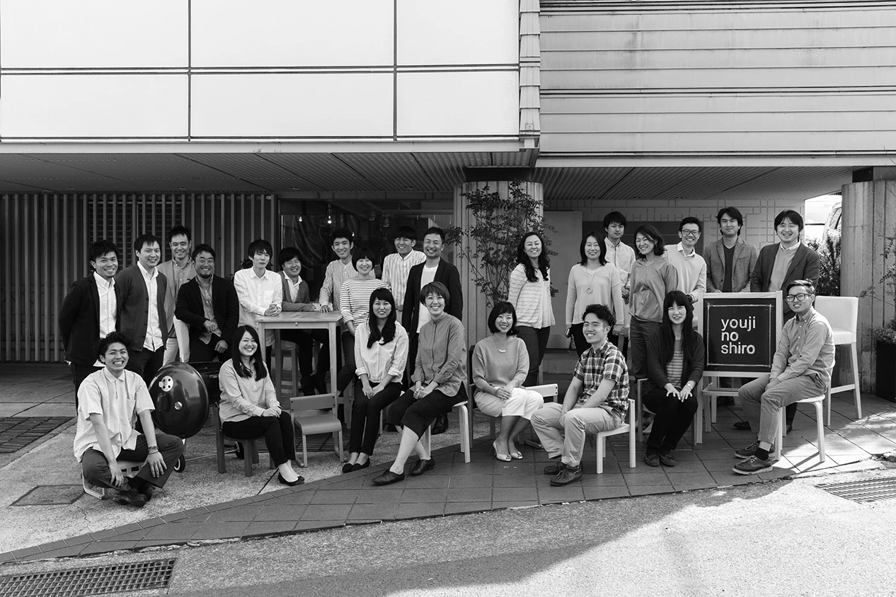 Сотрудники КомпанииHibinosekkei + Youji no Shiro