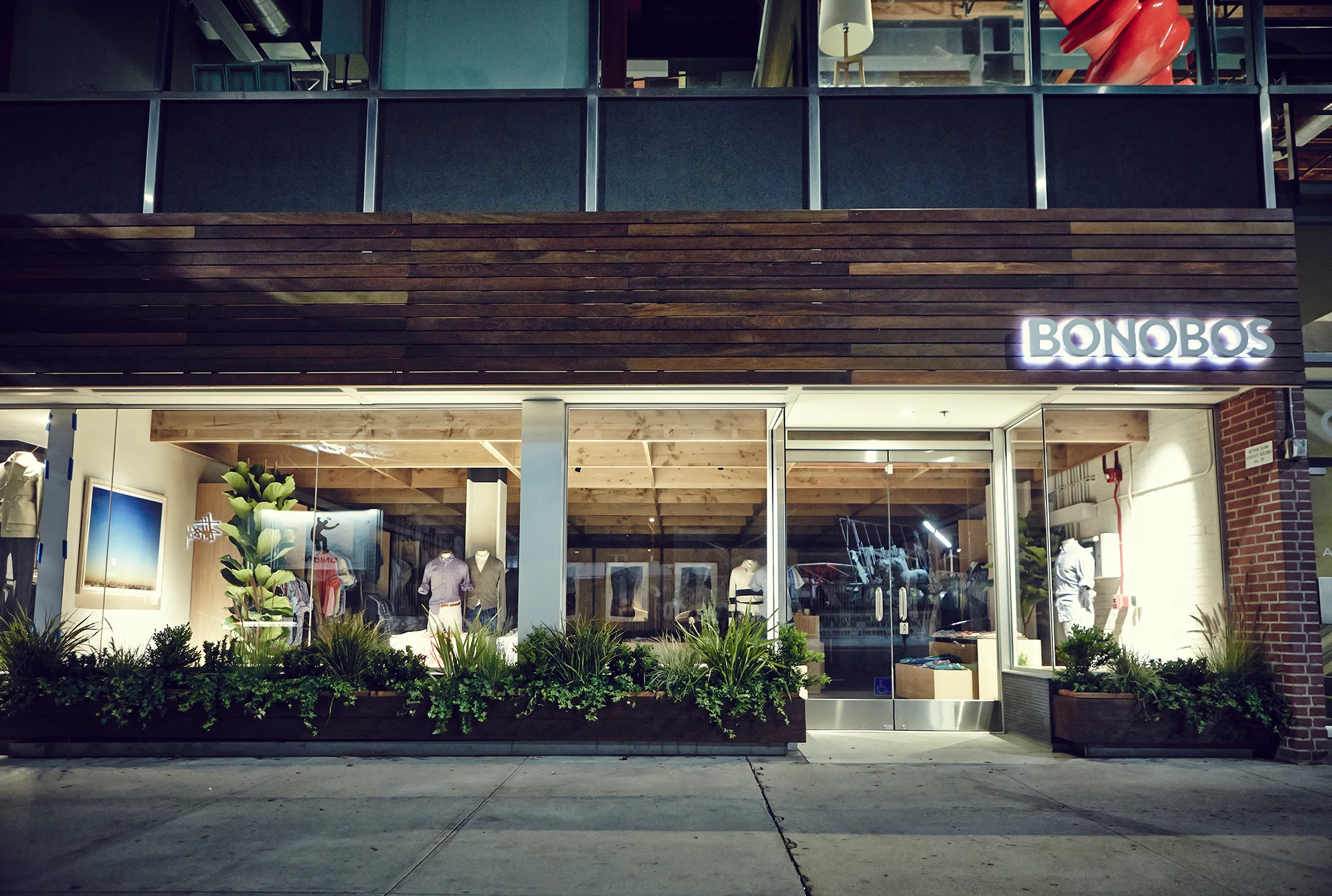 Один из магазиновBonobos