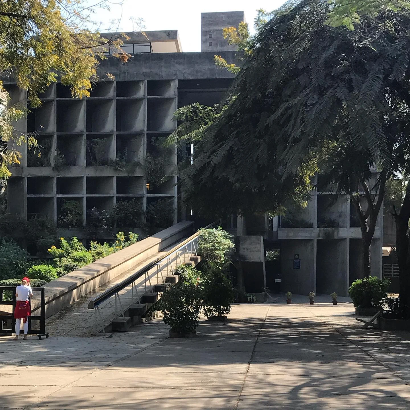 Ассоциация текстильщиков в Ахмедабаде. Ле Корбюзье, 1951-1954.