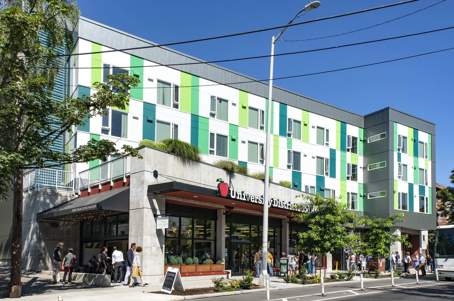 Мэрион Вест Билдинг, Институт лидерства в области проектирования доступного жилья. Изображение © Гарри Коннолли.