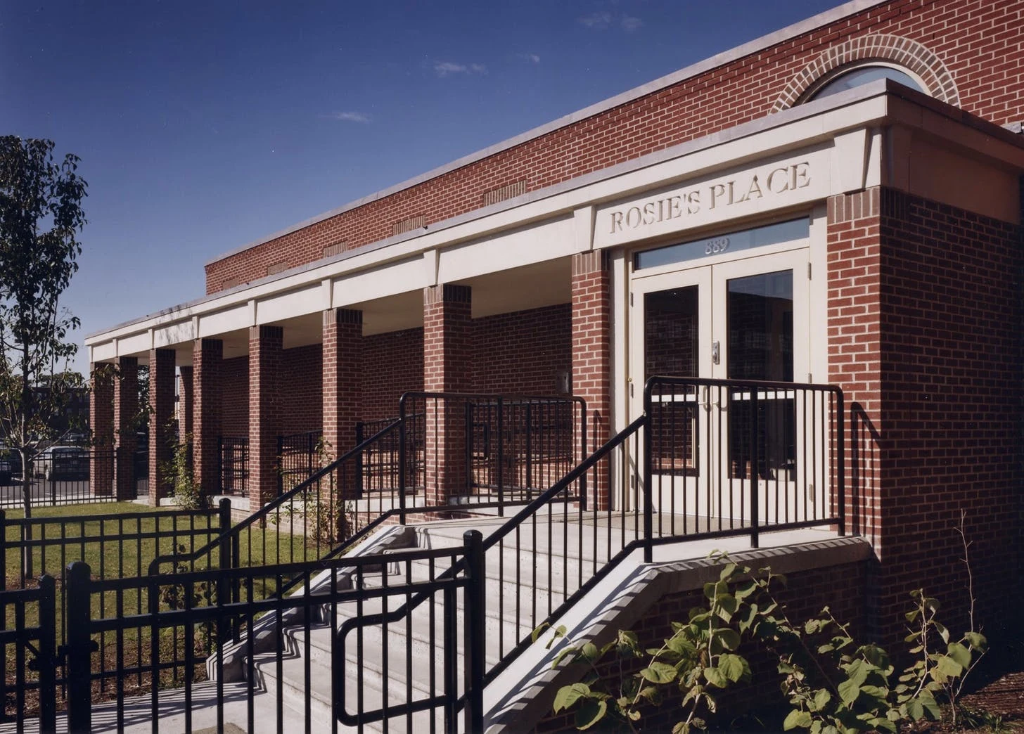 Rosie’s Place в Бостоне, МассачусетсИзображение © Питер Левитт