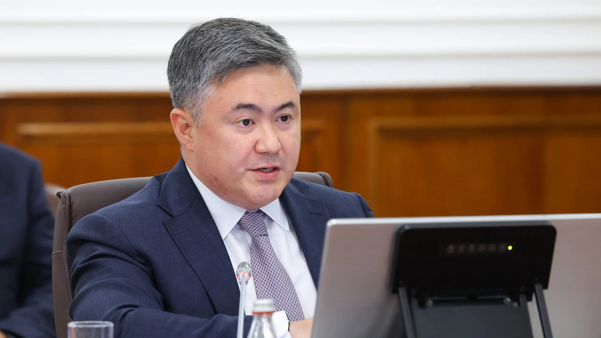Председатель Национального банка Республики Казахстан Тимур Сулейменов в ходе обсуждения финансовой интеграции и подготовки к запуску механизмов токенизации активов.