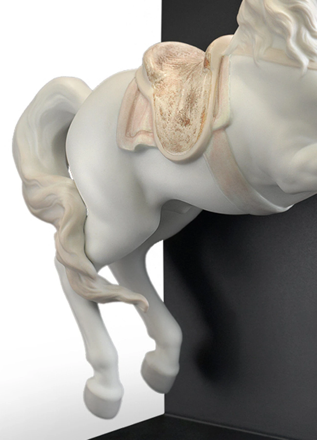 Horse on Courbette Table Lamp — 5