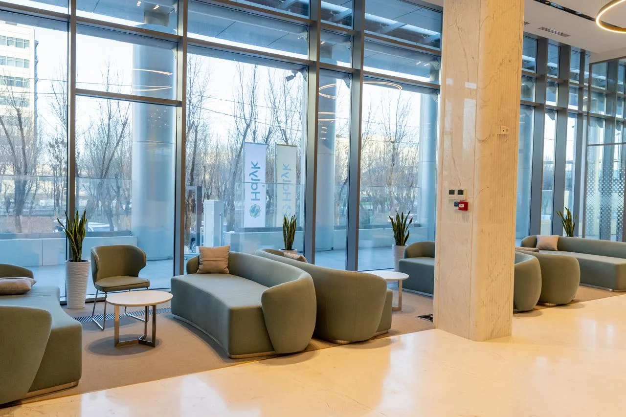 Флагманский офис Halyk Bank как новый элемент городского ландшафта Атырау — 1