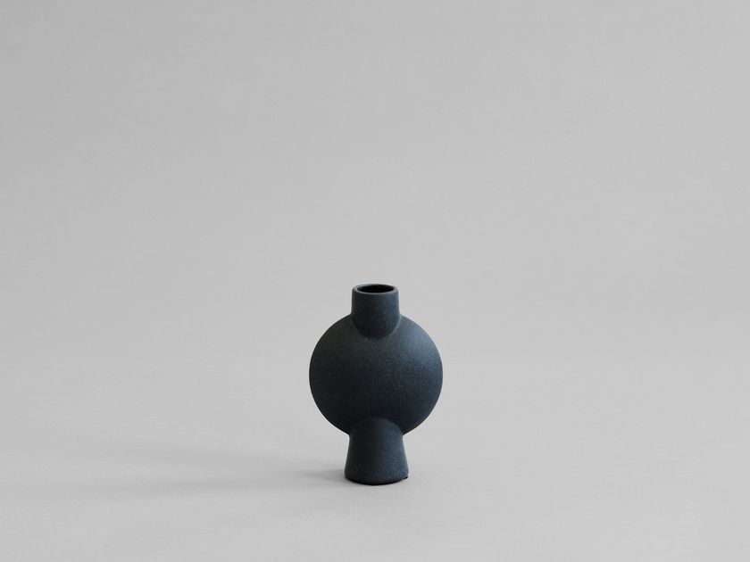 101 Copenhagen
SPHERE VASE BUBL MINI
Ceramic vase