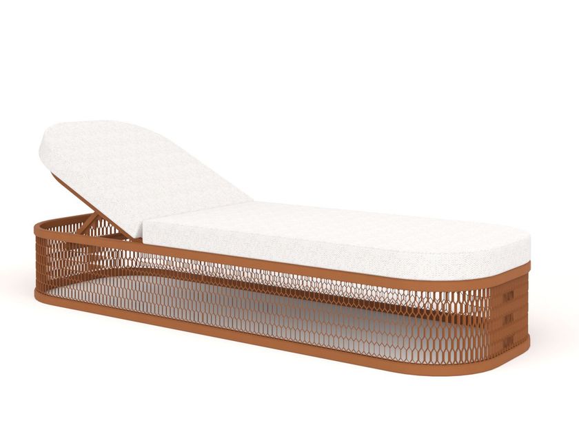 10Deka
VENTURA SUNLOUNGER
Recliner powder coated aluminium sun lounger