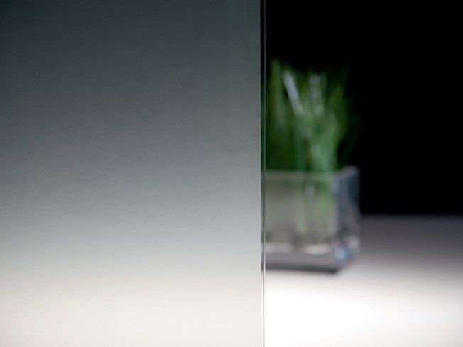 3M
SCOTCHCAl™ 7725
Vinyl window film