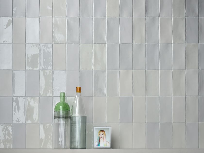 41zero42
HOPS
White-paste wall tiles