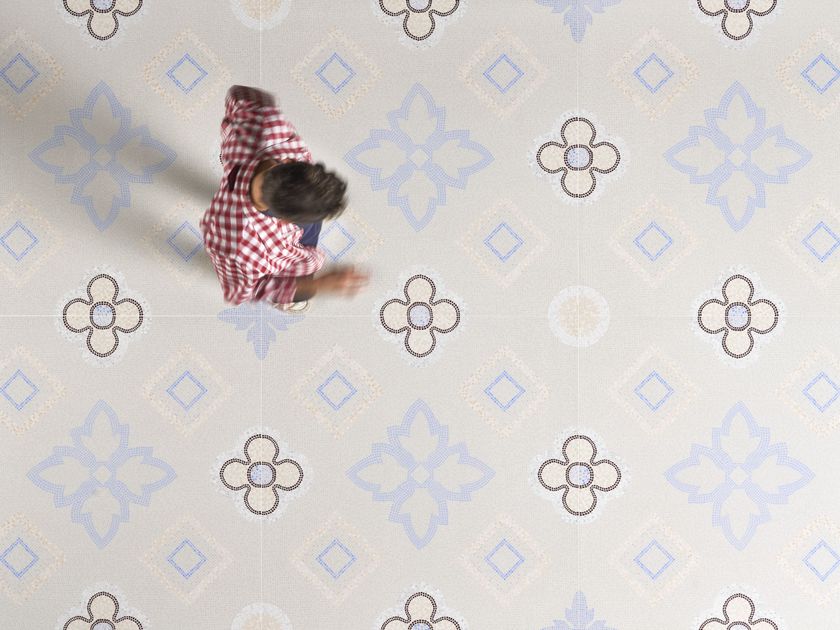 41zero42
TWO
Porcelain stoneware wall/floor tiles
