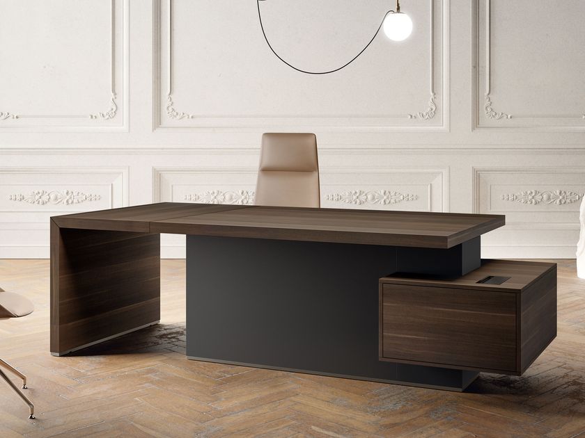 About Office
IMPERIAL
Wooden executive desk with chest of drawers