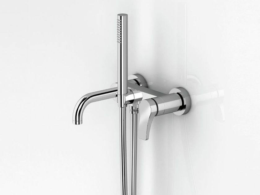 ABOUTWATER
AL/23
Wall-mounted bathtub mixer with hand shower