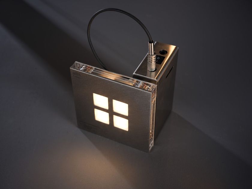 ailis - Перезаряжаемая LED настольная лампа