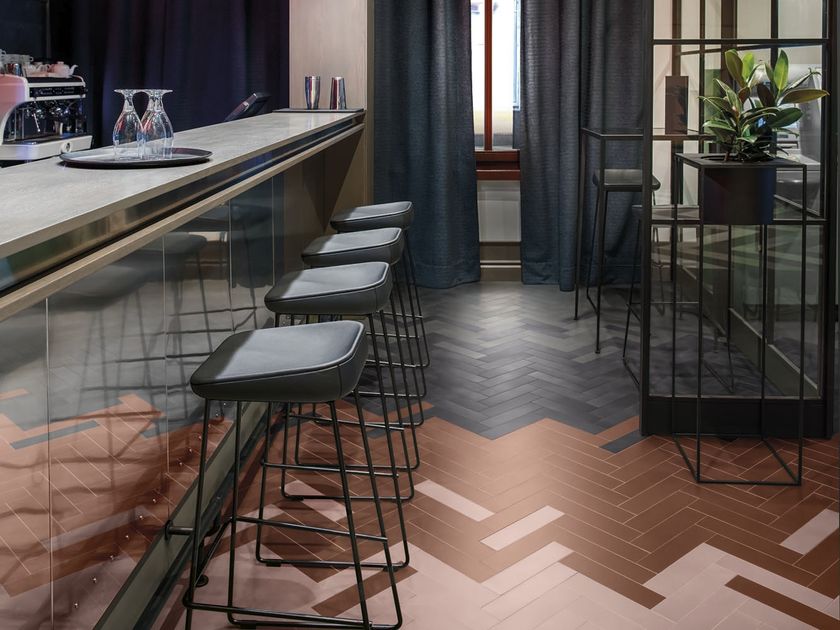 Aleluia Ceramics
DETROIT
Porcelain stoneware wall/floor tiles
