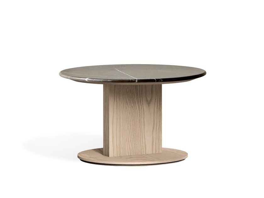 Alexandra
ESTRATO
Round wooden coffee table with marble top