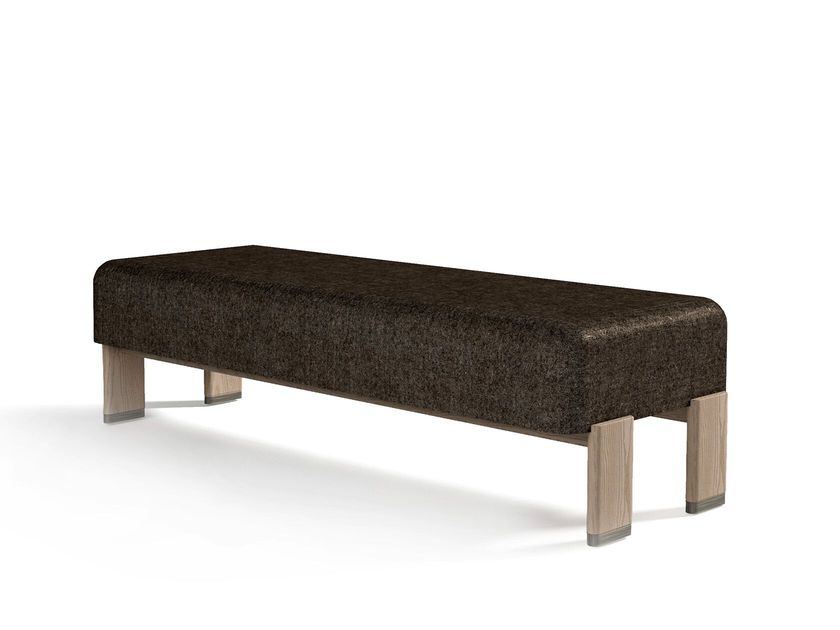 Alexandra
JUDE
Upholstered fabric bench