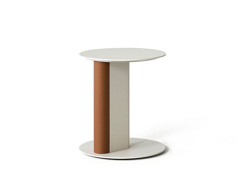 Alexandra
NATIVE
Wooden side table