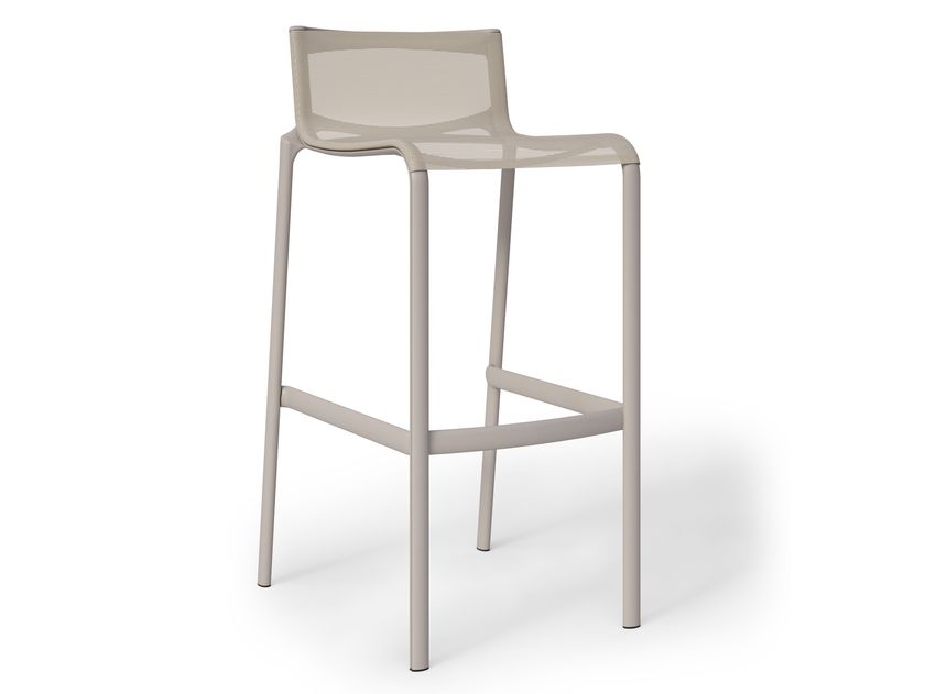 Alias
FRAME
High aluminium and PVC stool