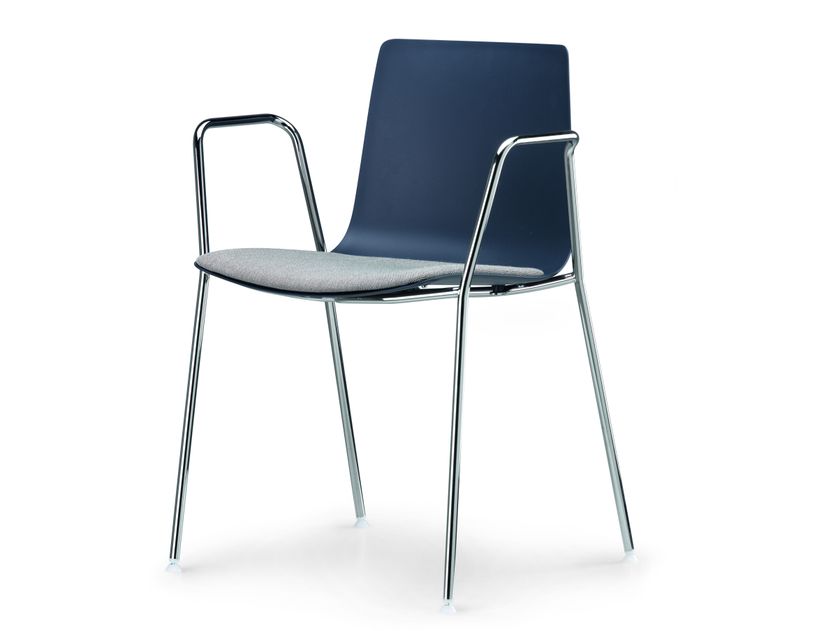 Alias
SLIM CHAIR 4 ARM SOFT S / 89D
Polypropylene chair with armrests with integrated cushion