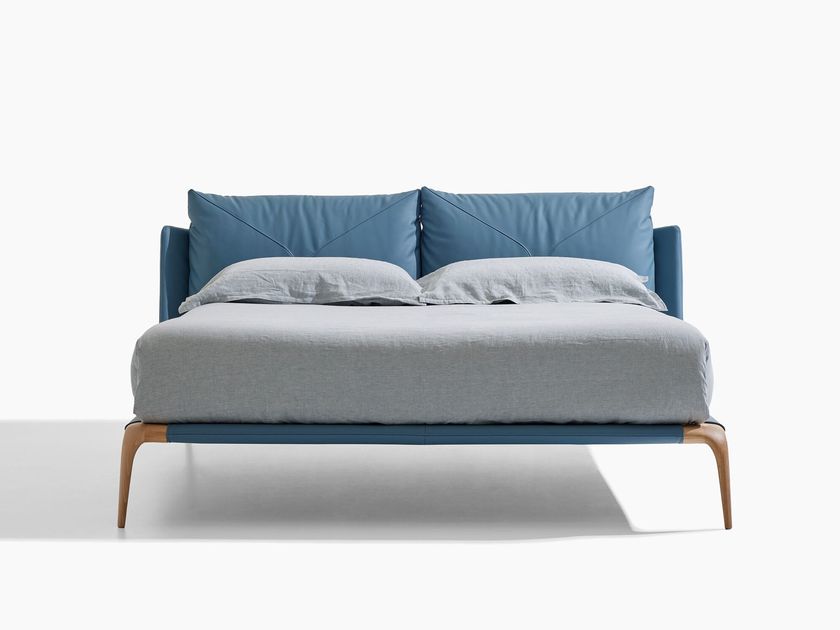 Alto
TEDA
Double bed with upholstered headboard