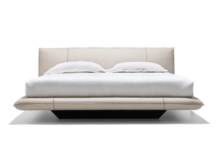 Alto
VOLO
Upholstered fabric double bed