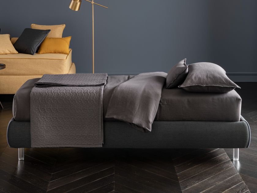 Altrenotti
SOMMIER
Fabric single bed