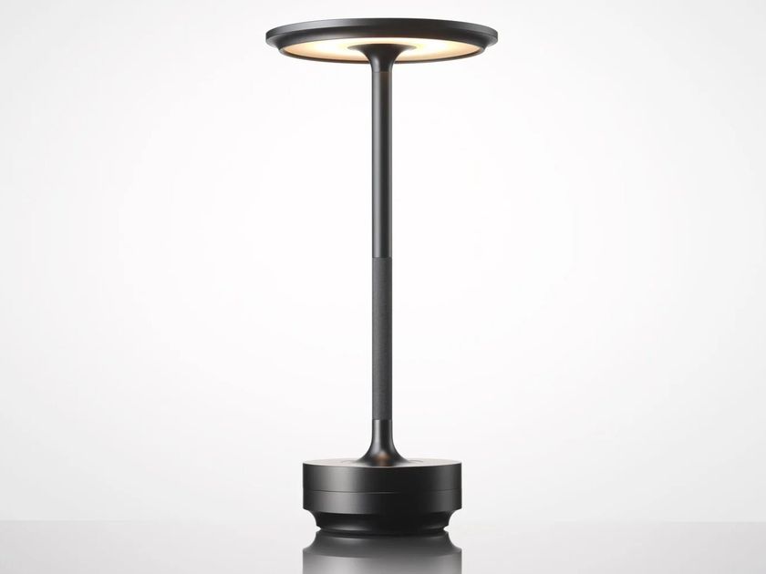 Ambientec
TURN ALUMINIUM BLACK
LED cordless table lamp with USB charging