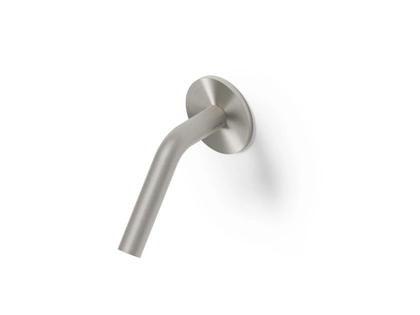 Amphora
REEL - RE013
Wall-mounted stainless steel sink spout
