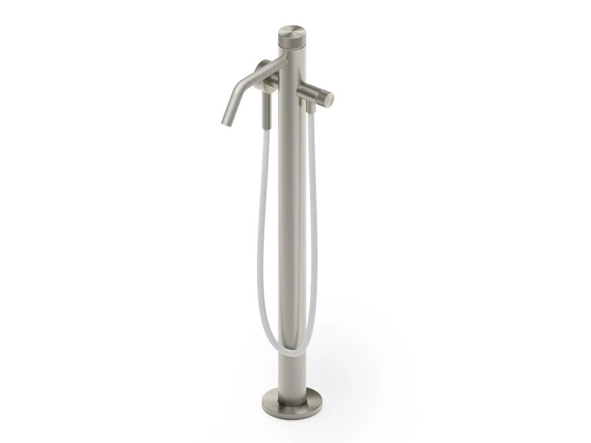 Amphora
REEL - RE018
Floor standing single handle stainless steel bathtub mixer