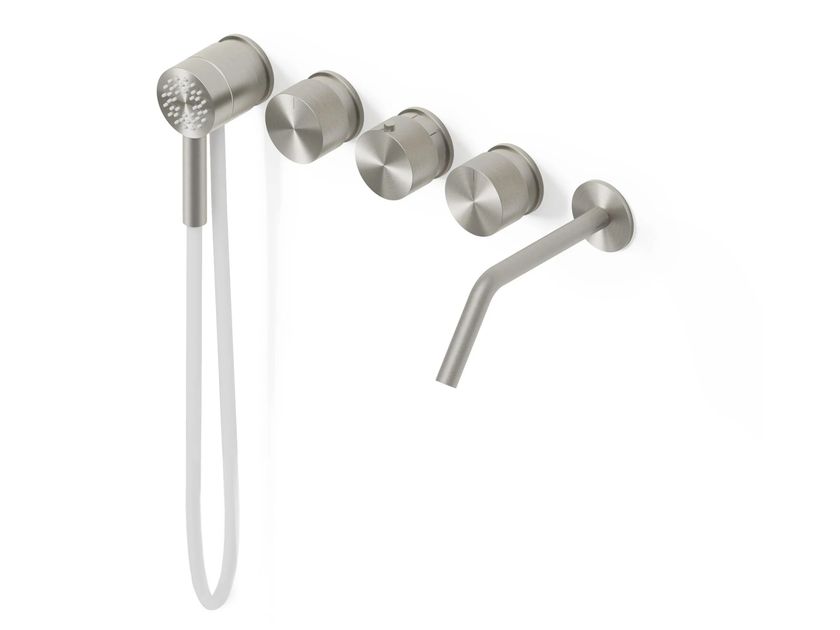 Amphora
REEL - RE029
Wall-mounted thermostatic stainless steel bathtub mixer