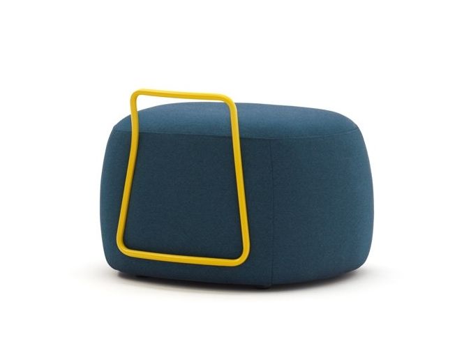 Annud
KAPOOR
Fabric pouf