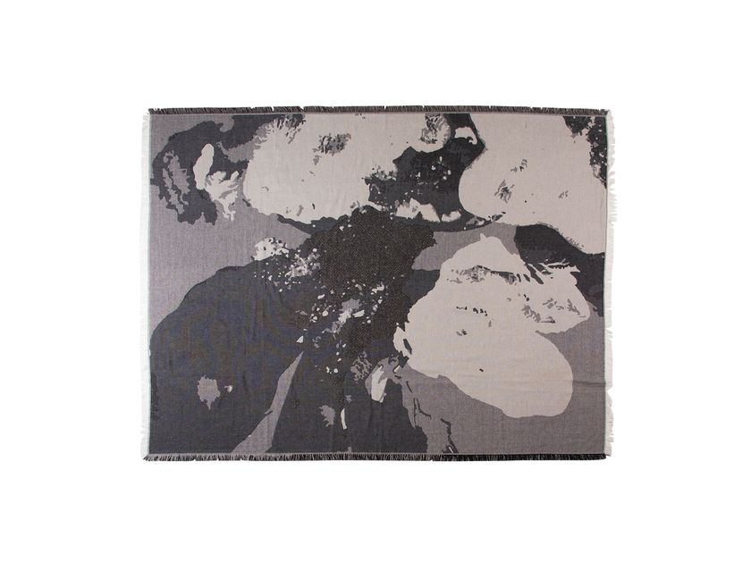 AYTM
FLOREO
Wool and cotton throw