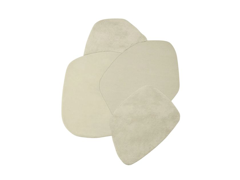 AYTM
MOLA
Solid-color wool rug