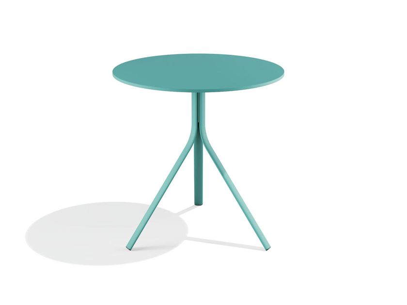 BABEL D
MELIK
Round powder coated steel table