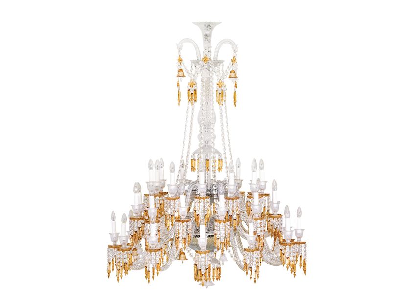 Baccarat
ZÉNITH CHARLESTON SHORT
Crystal chandelier