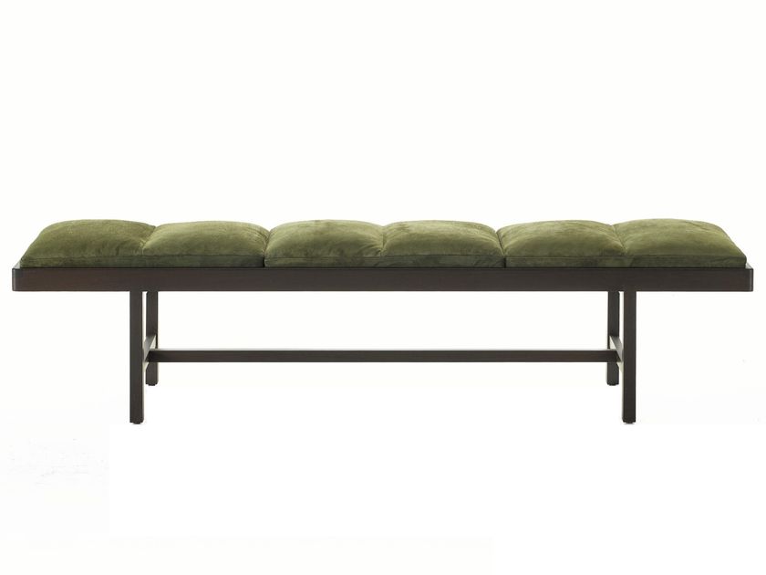 BassamFellows
DAYBED
Upholstered leather and solid wood dining bench