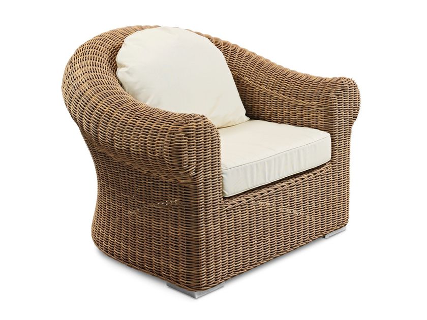 Braid
CLOE
Garden armchair with armrests