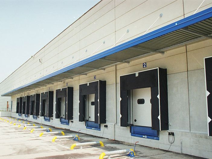 Breda
ISOTHERMAL SHELTERS
Loading dock