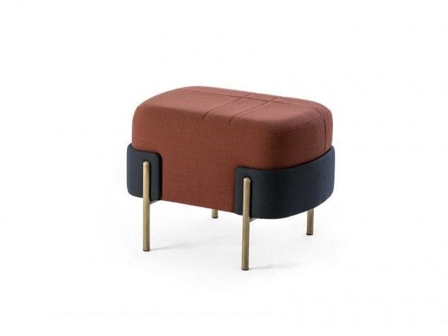 BROSS
WAM
Rectangular fabric pouf