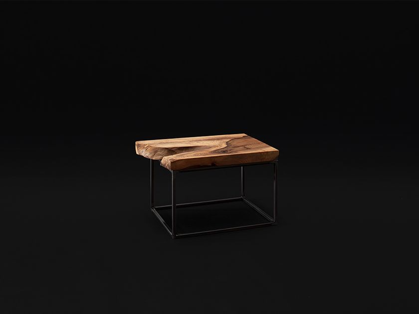 Bruno Spreafico
Walnut side-table
Coffee table