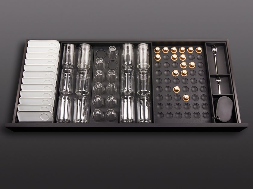 BT45
BT45 COFFEE EXPERIENCE
Divider for wooden drawers with set of cups