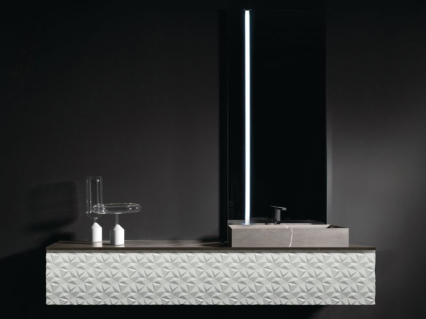 BT45
DIAMOND VANITY
Wall-mounted vanity unit in wood and marble