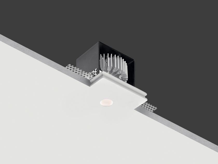 Buzzi & Buzzi
GENIUS BASIC IP65
LED ceiling recessed Coral Water Out® Outdoor spotlight
